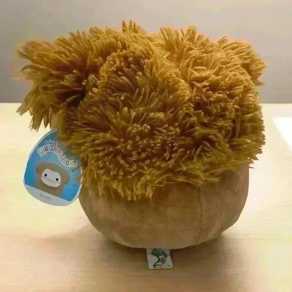 Benny The Bigfoot Squishmallow - Picture 4 of 6